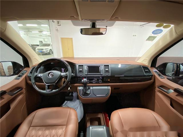 大众t6要绝版了国六以后这样豪华内饰的大众只要50万赚了