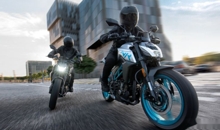 春风250nk250sr和铃木gsx250r如何取舍