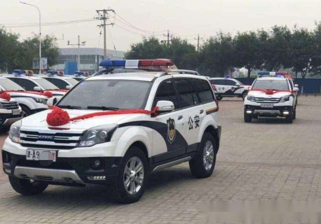 国内警车开始更新换代广西南宁用宝骏浙江永康用众泰