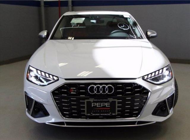 v6加四出排气奥迪新款s4实拍图曝光或8月开售