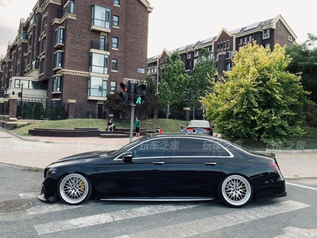 陪伴四年的奔驰e300改装旅程一路坎坷终成姿态玩家