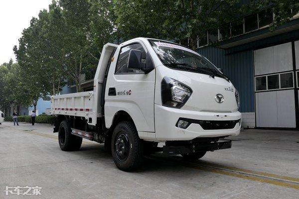 标配空调前雾灯搭载4db发动机这样的时风风云c值得一看