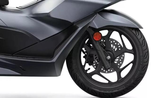 续航300 本田pcx125亮相 标配abs Hstc 这让pcx150情何以堪 易车