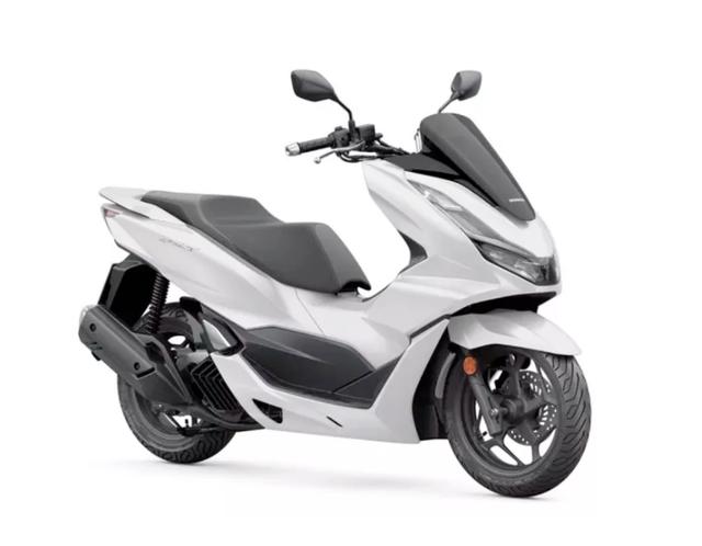 续航300 本田pcx125亮相 标配abs Hstc 这让pcx150情何以堪 易车