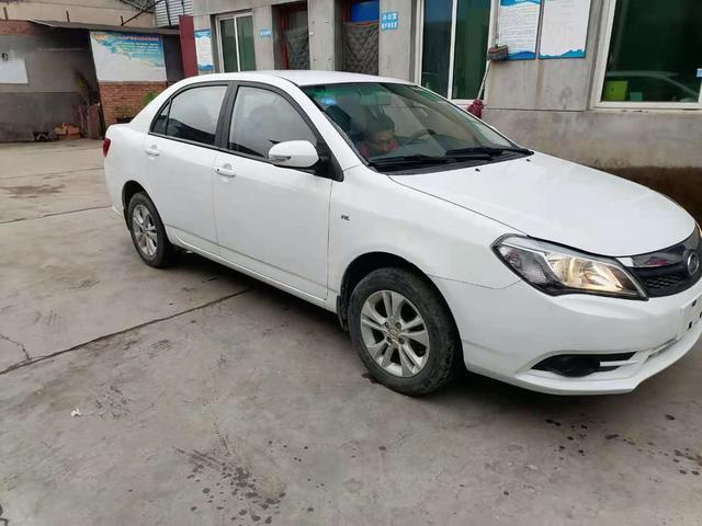 二手车推荐2万多元的城市代步小车配置丰富质量还很稳定