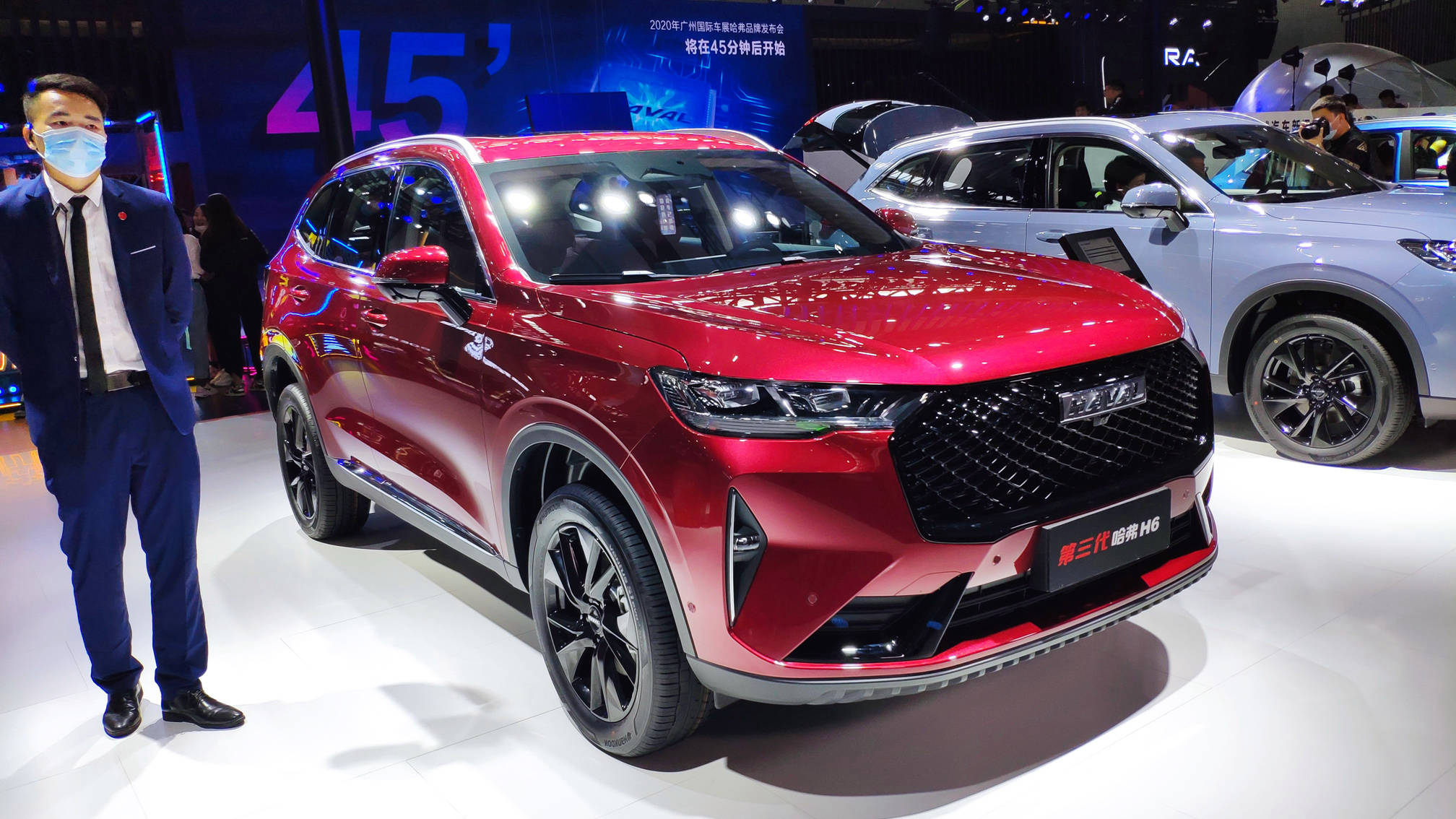 2020年广州车展哈弗h620t四驱版实车