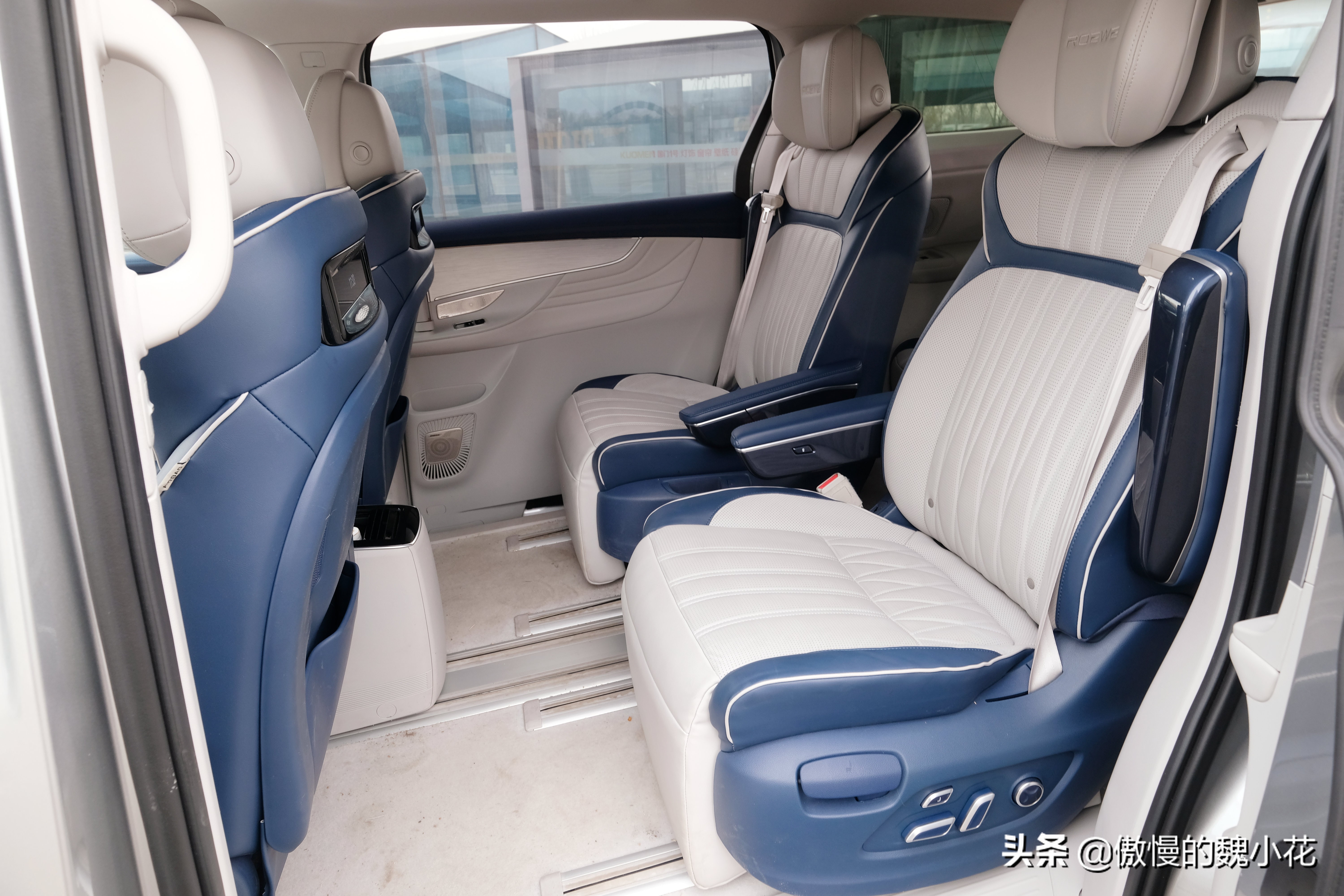 近距离感受荣威imax8设计太超前内饰碾压埃尔法